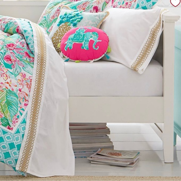 Lilly Pulitzer for Pottery Barn Teen - White - King - Embellished Sheet Set - Picture 4 of 10